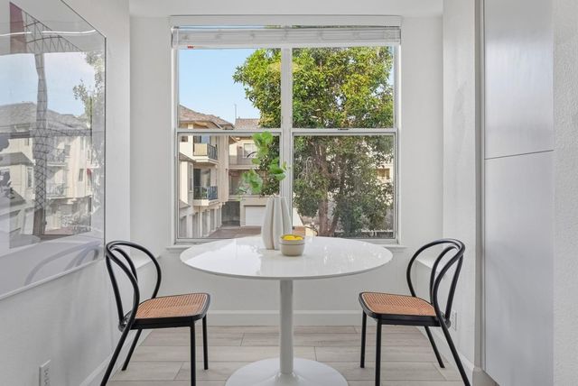 701 Baltic Circle 715, Redwood City, CA 94065