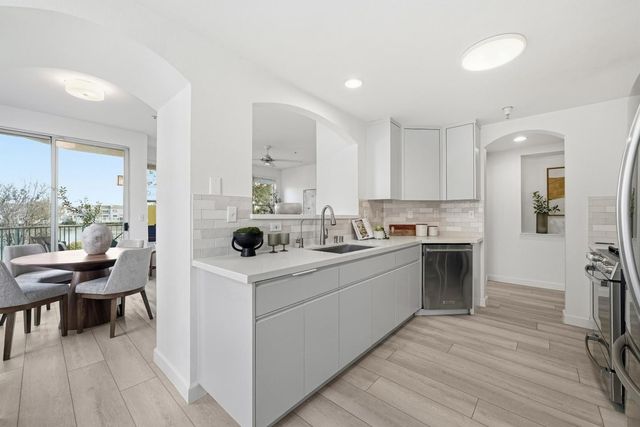 701 Baltic Circle 715, Redwood City, CA 94065