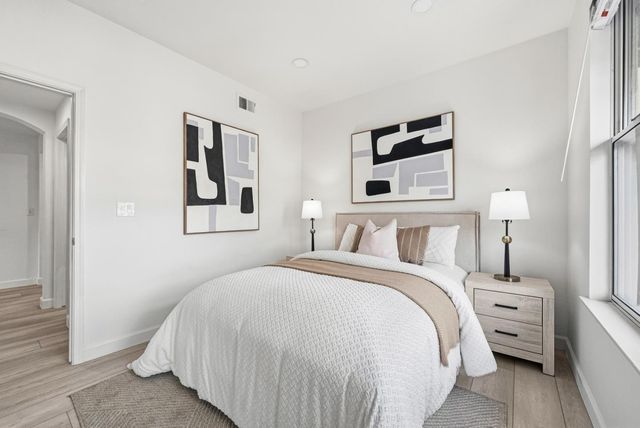 701 Baltic Circle 715, Redwood City, CA 94065