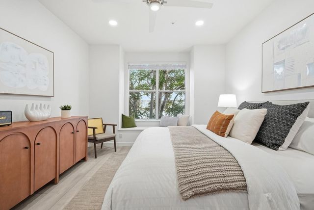 701 Baltic Circle 715, Redwood City, CA 94065