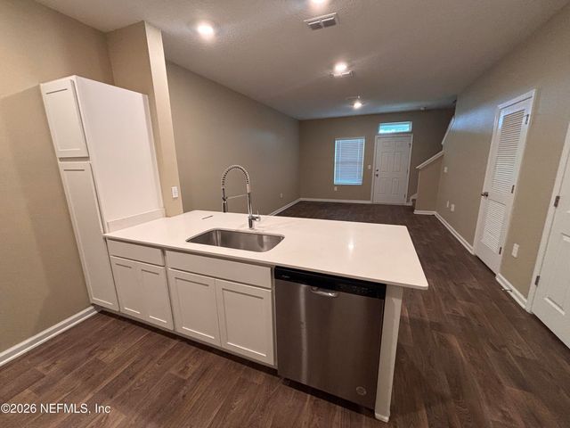 903 RIVERTREE Place, Middleburg, FL 32068