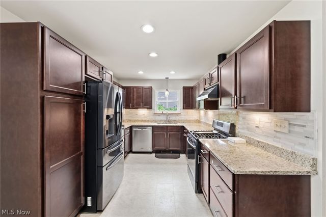 1099 Westfield Circle, Painesville, OH 44077
