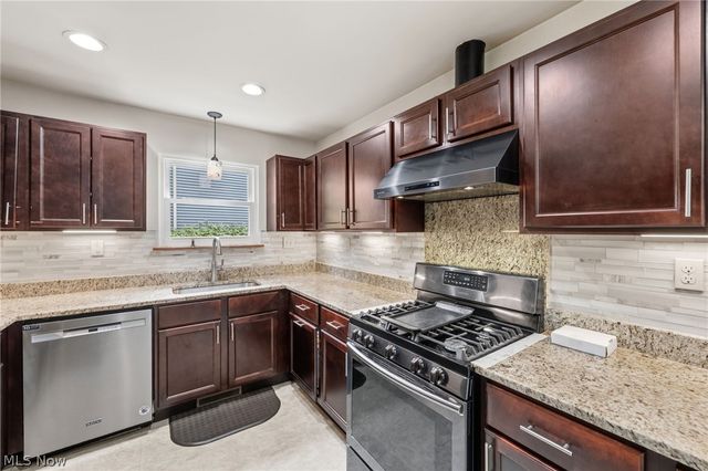1099 Westfield Circle, Painesville, OH 44077
