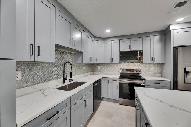 1025 APOLLO BEACH BOULEVARD 1, Apollo Beach, FL 33572