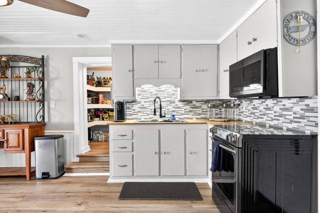 1700 Hannah Branch Rd, Liberty, TN 37095