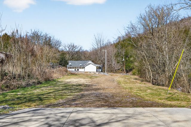 1700 Hannah Branch Rd, Liberty, TN 37095