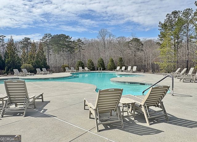 510 Timberbrook Drive, Sharpsburg, GA 30277