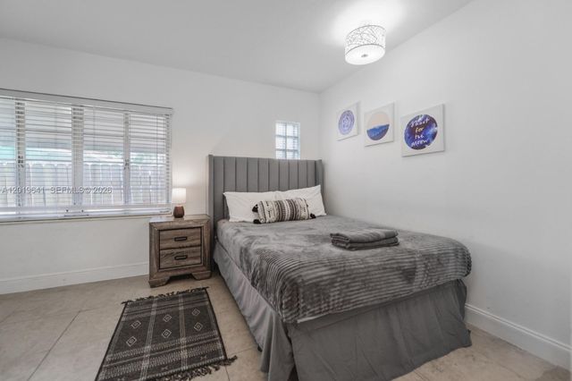 225 NW 14th Ave 225, Miami, FL 33125