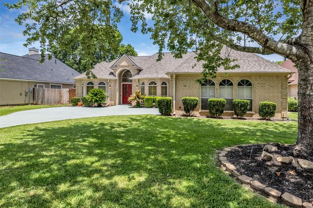 129 April Point Place, Conroe, TX 77356
