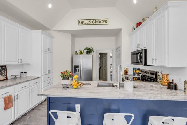 129 April Point Place, Conroe, TX 77356