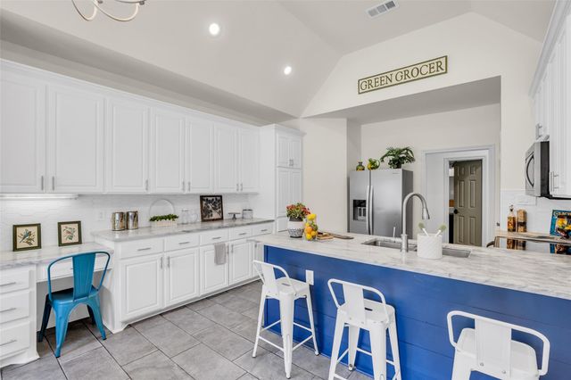 129 April Point Place, Conroe, TX 77356