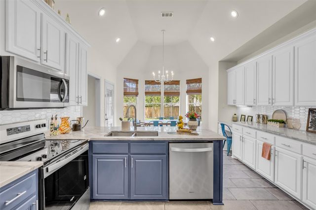 129 April Point Place, Conroe, TX 77356