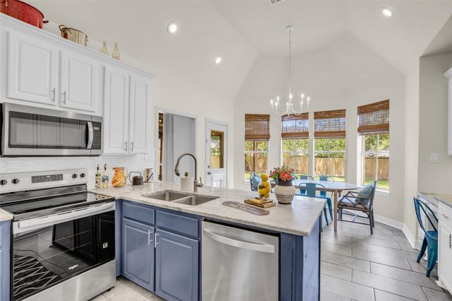 129 April Point Place, Conroe, TX 77356