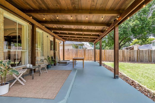 129 April Point Place, Conroe, TX 77356
