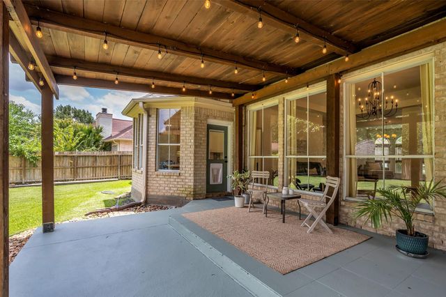 129 April Point Place, Conroe, TX 77356
