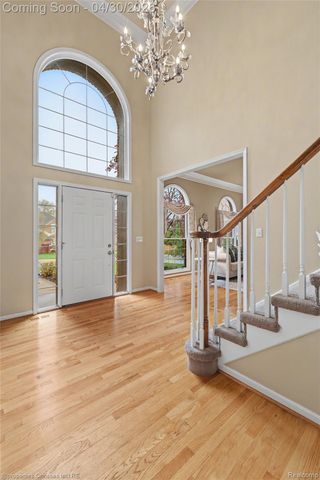 1811 Blue Grass Drive, Rochester Hills, MI 48306