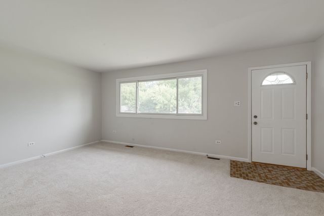 7305 W 75th Street, Bridgeview, IL 60455
