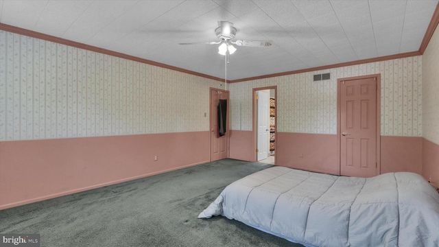 672 BRIGHTON DR, Hatfield, PA 19440