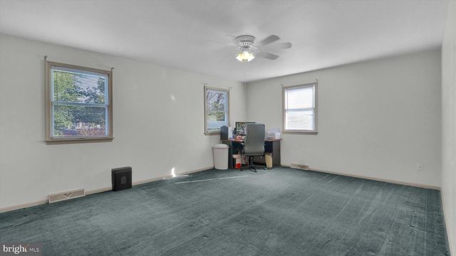 672 BRIGHTON DR, Hatfield, PA 19440