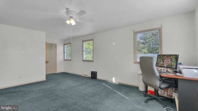 672 BRIGHTON DR, Hatfield, PA 19440