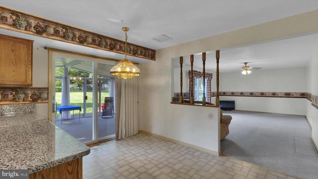 672 BRIGHTON DR, Hatfield, PA 19440