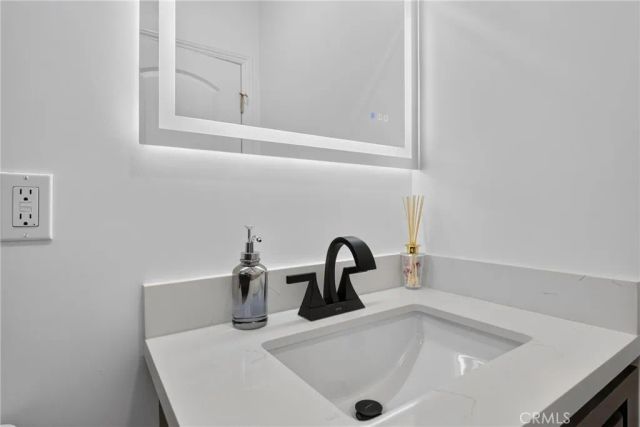 619 W Chapman, Placentia, CA 92870