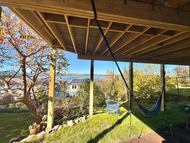 18 Lennox Road 2, Nahant, MA 01908