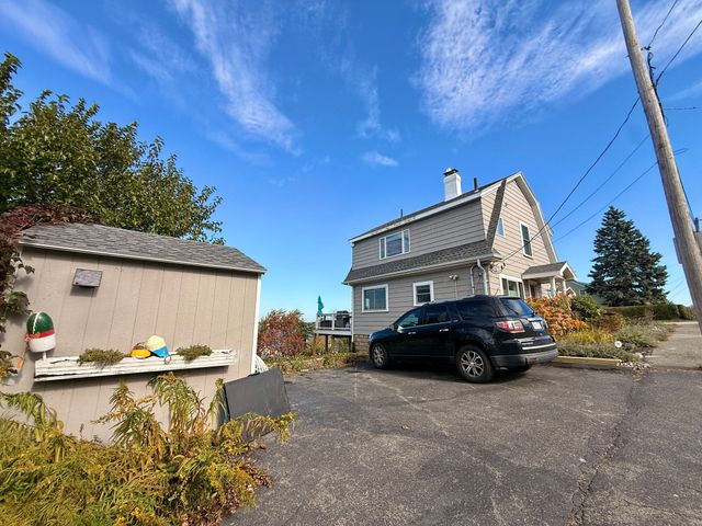 18 Lennox Road 2, Nahant, MA 01908