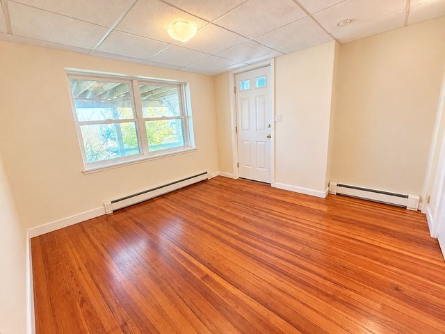 18 Lennox Road 2, Nahant, MA 01908