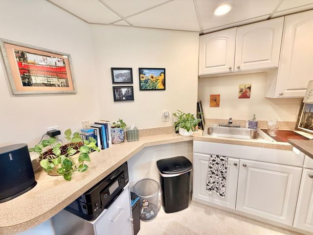 18 Lennox Road 2, Nahant, MA 01908