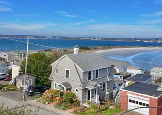 18 Lennox Road 2, Nahant, MA 01908
