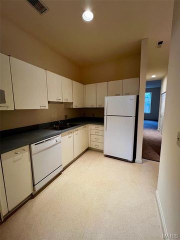 2317 S 10th Street, St Louis, MO 63104