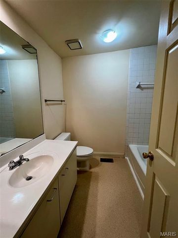 2317 S 10th Street, St Louis, MO 63104