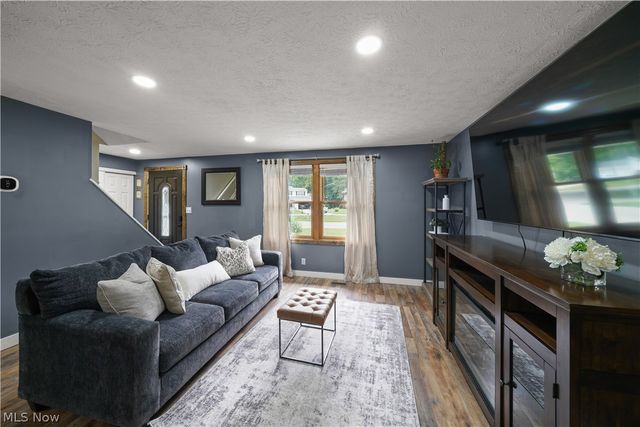 3464 Ensign Cove, Aurora, OH 44202
