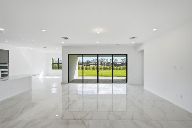 7707 Laurel Park Drive, Lake Worth, FL 33449