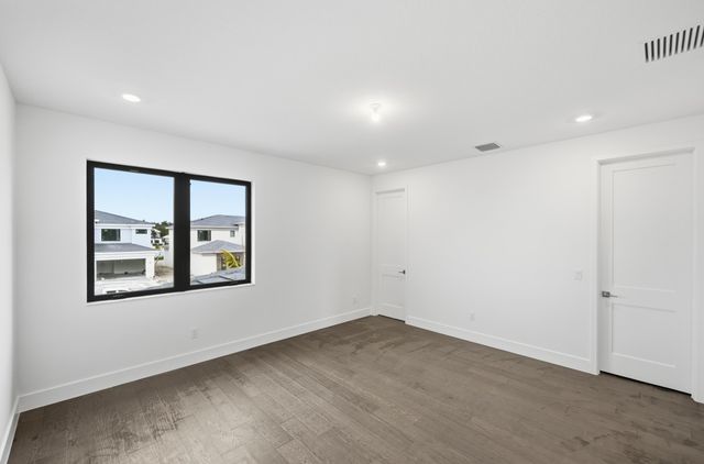 7707 Laurel Park Drive, Lake Worth, FL 33449