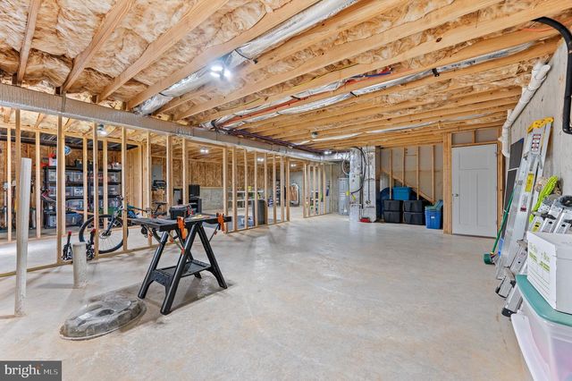 1103 EMERALD CREST DR, Bedford, VA 24523