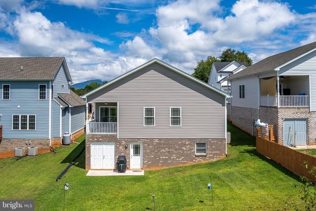 1103 EMERALD CREST DR, Bedford, VA 24523