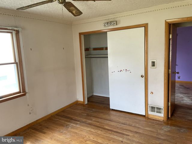 108 S LONGCROSS RD, Linthicum Heights, MD 21090