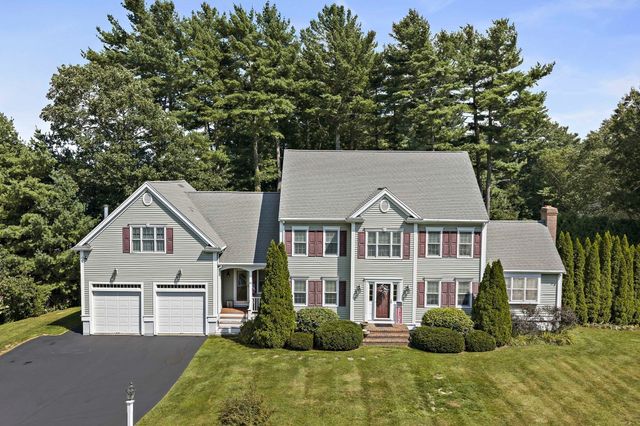49 Lantern Ln, Pembroke, MA 02359