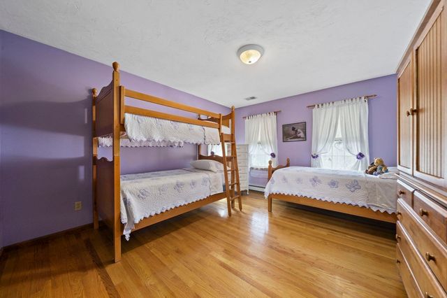 49 Lantern Ln, Pembroke, MA 02359