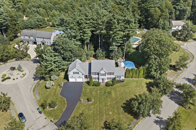 49 Lantern Ln, Pembroke, MA 02359