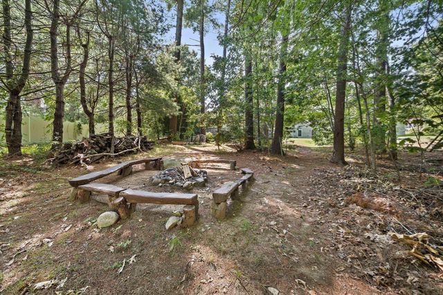 49 Lantern Ln, Pembroke, MA 02359
