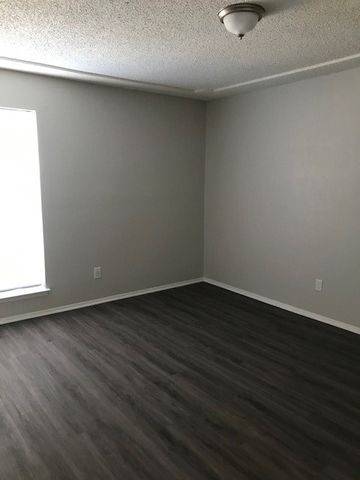 437 Meadow Street, Saginaw, TX 76179