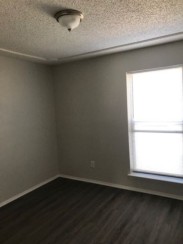 437 Meadow Street, Saginaw, TX 76179