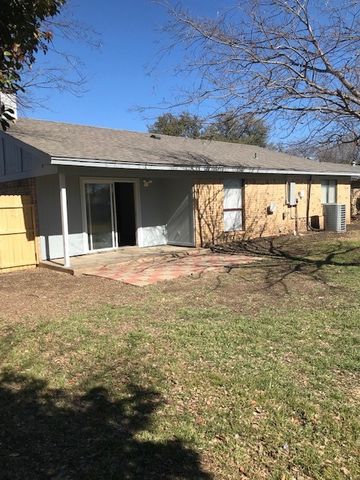 437 Meadow Street, Saginaw, TX 76179