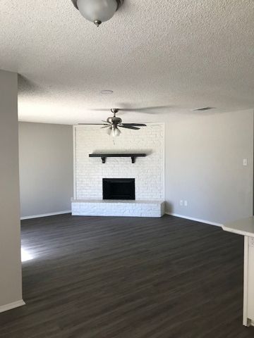 437 Meadow Street, Saginaw, TX 76179