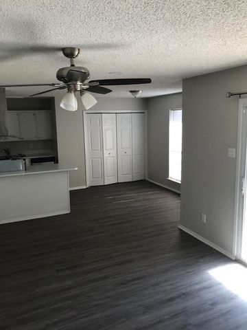 437 Meadow Street, Saginaw, TX 76179