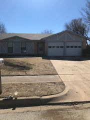 437 Meadow Street, Saginaw, TX 76179