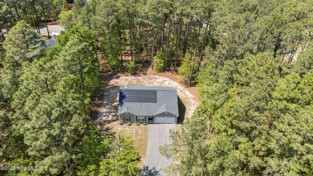 917 Cardinal Place, Vass, NC 28394